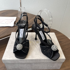Jimmy Choo 26ss 春夏 系列JC新款 高跟拖鞋 凉鞋模糊鞋履与珠宝配饰之间的界线 鲜明 J Jimmy Choo 26ss 春夏 系列JC新款 高跟拖鞋 凉鞋模糊鞋履与珠宝配饰之间的界线 鲜明 J