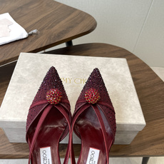Jimmy Choo 26ss 春夏 系列JC新款 高跟拖鞋 凉鞋模糊鞋履与珠宝配饰之间的界线 鲜明 J Jimmy Choo 26ss 春夏 系列JC新款 高跟拖鞋 凉鞋模糊鞋履与珠宝配饰之间的界线 鲜明 J