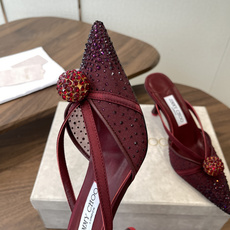 Jimmy Choo 26ss 春夏 系列JC新款 高跟拖鞋 凉鞋模糊鞋履与珠宝配饰之间的界线 鲜明 J Jimmy Choo 26ss 春夏 系列JC新款 高跟拖鞋 凉鞋模糊鞋履与珠宝配饰之间的界线 鲜明 J