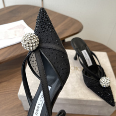 Jimmy Choo 26ss 春夏 系列JC新款 高跟拖鞋 凉鞋模糊鞋履与珠宝配饰之间的界线 鲜明 J Jimmy Choo 26ss 春夏 系列JC新款 高跟拖鞋 凉鞋模糊鞋履与珠宝配饰之间的界线 鲜明 J