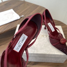 Jimmy Choo 26ss 春夏 系列JC新款 高跟拖鞋 凉鞋模糊鞋履与珠宝配饰之间的界线 鲜明 J Jimmy Choo 26ss 春夏 系列JC新款 高跟拖鞋 凉鞋模糊鞋履与珠宝配饰之间的界线 鲜明 J