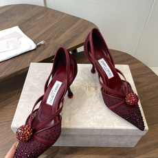 Jimmy Choo 26ss 春夏 系列JC新款 高跟拖鞋 凉鞋模糊鞋履与珠宝配饰之间的界线 鲜明 J Jimmy Choo 26ss 春夏 系列JC新款 高跟拖鞋 凉鞋模糊鞋履与珠宝配饰之间的界线 鲜明 J