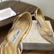 Jimmy Choo 26ss 春夏 系列JC新款 高跟拖鞋 凉鞋模糊鞋履与珠宝配饰之间的界线 鲜明 J Jimmy Choo 26ss 春夏 系列JC新款 高跟拖鞋 凉鞋模糊鞋履与珠宝配饰之间的界线 鲜明 J