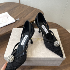 Jimmy Choo 26ss 春夏 系列JC新款 高跟拖鞋 凉鞋模糊鞋履与珠宝配饰之间的界线 鲜明 J Jimmy Choo 26ss 春夏 系列JC新款 高跟拖鞋 凉鞋模糊鞋履与珠宝配饰之间的界线 鲜明 J
