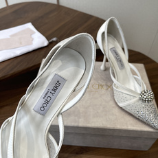 Jimmy Choo 26ss 春夏 系列JC新款 高跟拖鞋 凉鞋模糊鞋履与珠宝配饰之间的界线 鲜明 J Jimmy Choo 26ss 春夏 系列JC新款 高跟拖鞋 凉鞋模糊鞋履与珠宝配饰之间的界线 鲜明 J