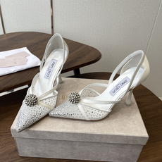 Jimmy Choo 26ss 春夏 系列JC新款 高跟拖鞋 凉鞋模糊鞋履与珠宝配饰之间的界线 鲜明 J Jimmy Choo 26ss 春夏 系列JC新款 高跟拖鞋 凉鞋模糊鞋履与珠宝配饰之间的界线 鲜明 J