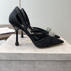 Jimmy Choo 26ss 春夏 系列JC新款 高跟拖鞋 凉鞋模糊鞋履与珠宝配饰之间的界线 鲜明 J Jimmy Choo 26ss 春夏 系列JC新款 高跟拖鞋 凉鞋模糊鞋履与珠宝配饰之间的界线 鲜明 J