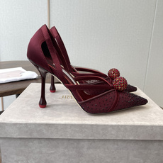 Jimmy Choo 26ss 春夏 系列JC新款 高跟拖鞋 凉鞋模糊鞋履与珠宝配饰之间的界线 鲜明 J Jimmy Choo 26ss 春夏 系列JC新款 高跟拖鞋 凉鞋模糊鞋履与珠宝配饰之间的界线 鲜明 J