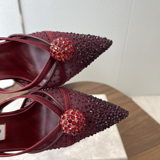 Jimmy Choo 26ss 春夏 系列JC新款 高跟拖鞋 凉鞋模糊鞋履与珠宝配饰之间的界线 鲜明 J Jimmy Choo 26ss 春夏 系列JC新款 高跟拖鞋 凉鞋模糊鞋履与珠宝配饰之间的界线 鲜明 J