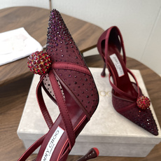Jimmy Choo 26ss 春夏 系列JC新款 高跟拖鞋 凉鞋模糊鞋履与珠宝配饰之间的界线 鲜明 J Jimmy Choo 26ss 春夏 系列JC新款 高跟拖鞋 凉鞋模糊鞋履与珠宝配饰之间的界线 鲜明 J