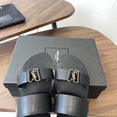 莞产Saint Laurent圣罗兰、平板凉鞋 拖鞋 26ss 早春最新款、YSL、Logo字母扣装饰经 莞产Saint Laurent圣罗兰、平板凉鞋 拖鞋 26ss 早春最新款、YSL、Logo字母扣装饰经