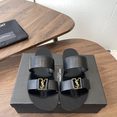 莞产Saint Laurent圣罗兰、平板凉鞋 拖鞋 26ss 早春最新款、YSL、Logo字母扣装饰经 莞产Saint Laurent圣罗兰、平板凉鞋 拖鞋 26ss 早春最新款、YSL、Logo字母扣装饰经