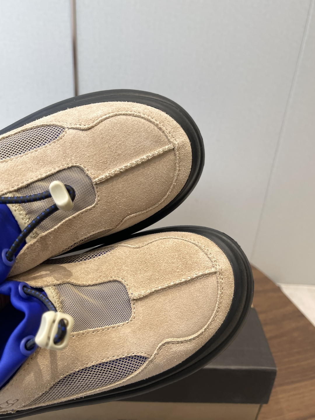 男款加10UGG Tasman Weather Hybrid一秒蹬 男女同款经典Tasman鞋型之上加入