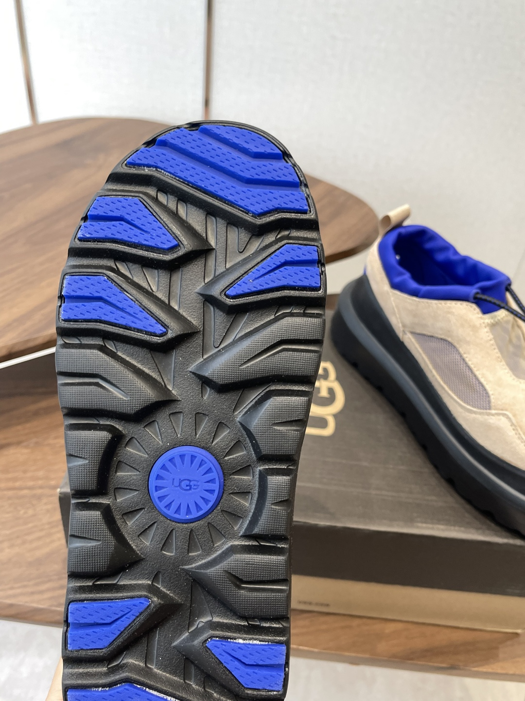 男款加10UGG Tasman Weather Hybrid一秒蹬 男女同款经典Tasman鞋型之上加入