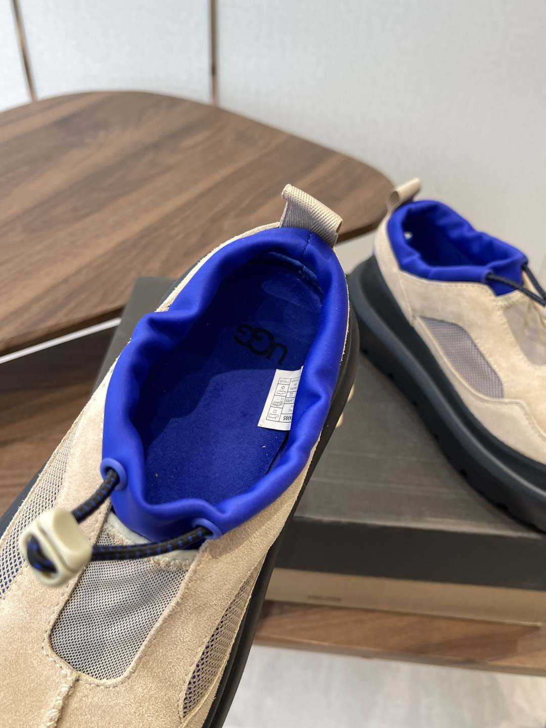 男款加10UGG Tasman Weather Hybrid一秒蹬 男女同款经典Tasman鞋型之上加入