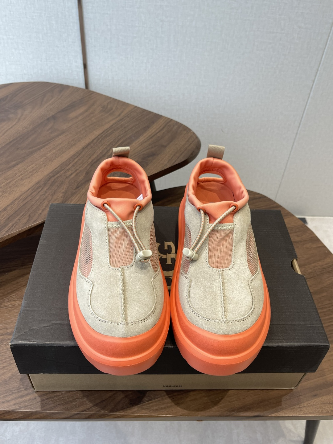 男款加10UGG Tasman Weather Hybrid一秒蹬 男女同款经典Tasman鞋型之上加入