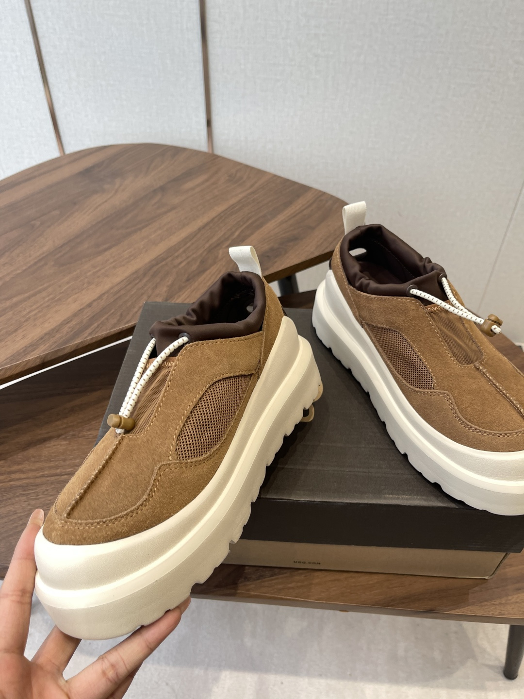 男款加10UGG Tasman Weather Hybrid一秒蹬 男女同款经典Tasman鞋型之上加入