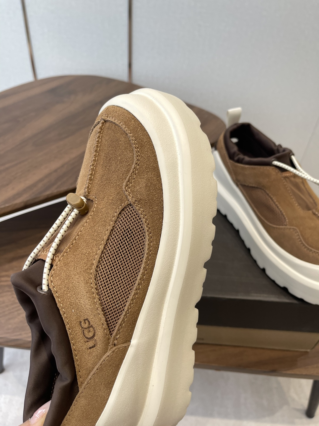 男款加10UGG Tasman Weather Hybrid一秒蹬 男女同款经典Tasman鞋型之上加入