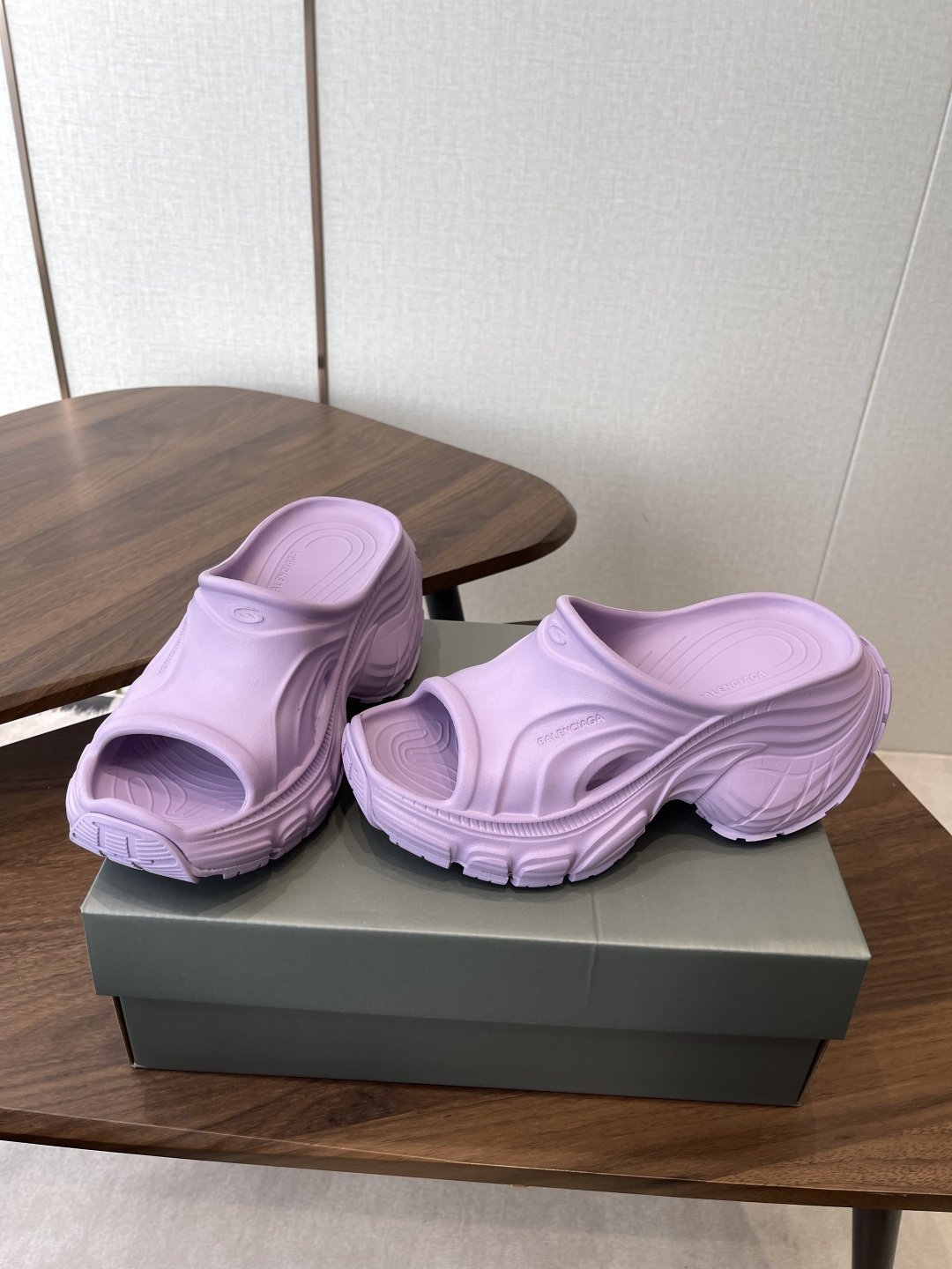 Balenciaga 巴黎世家 厚底拖