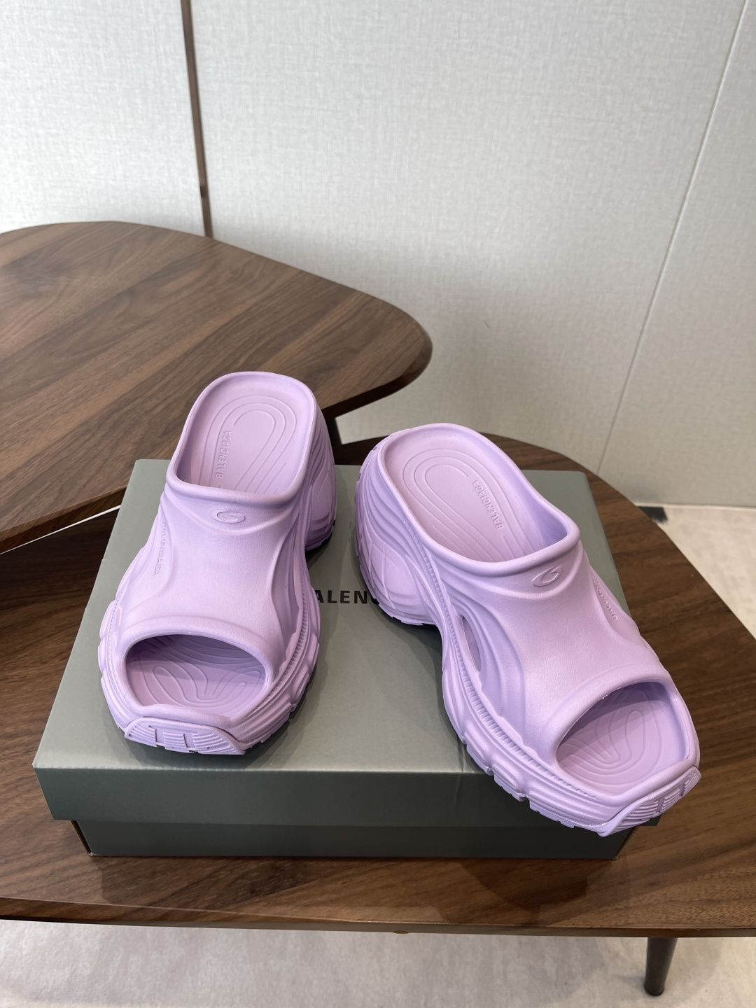Balenciaga 巴黎世家 厚底拖
