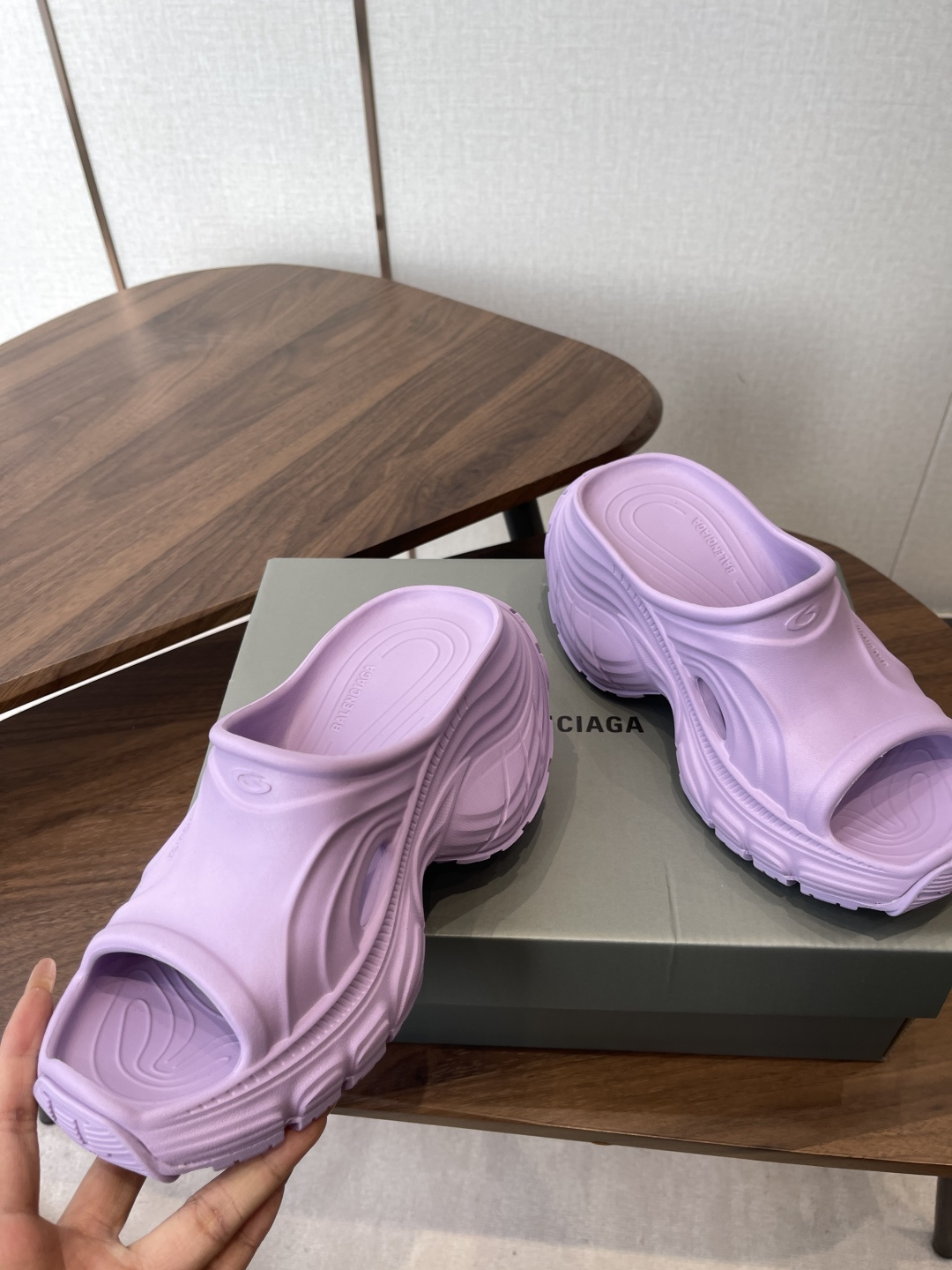 Balenciaga 巴黎世家 厚底拖