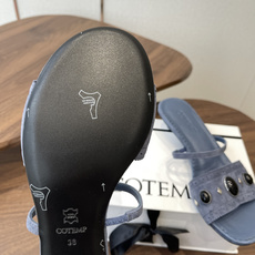 cotemP oiseau26春夏新款宝石一字带布洛克雕花凉鞋:甄选细腻羊麂皮,自带哑光柔和质感,几何轮 cotemP oiseau26春夏新款宝石一字带布洛克雕花凉鞋:甄选细腻羊麂皮,自带哑光柔和质感,几何轮
