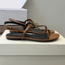 Saint Laurent26ss夏季新款标志性YSL扣饰夹脚凉鞋SAINT LAURENT的标志性YS Saint Laurent26ss夏季新款标志性YSL扣饰夹脚凉鞋SAINT LAURENT的标志性YS