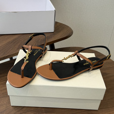 Saint Laurent26ss夏季新款标志性YSL扣饰夹脚凉鞋SAINT LAURENT的标志性YS Saint Laurent26ss夏季新款标志性YSL扣饰夹脚凉鞋SAINT LAURENT的标志性YS