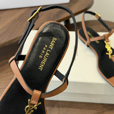 Saint Laurent26ss夏季新款标志性YSL扣饰夹脚凉鞋SAINT LAURENT的标志性YS Saint Laurent26ss夏季新款标志性YSL扣饰夹脚凉鞋SAINT LAURENT的标志性YS