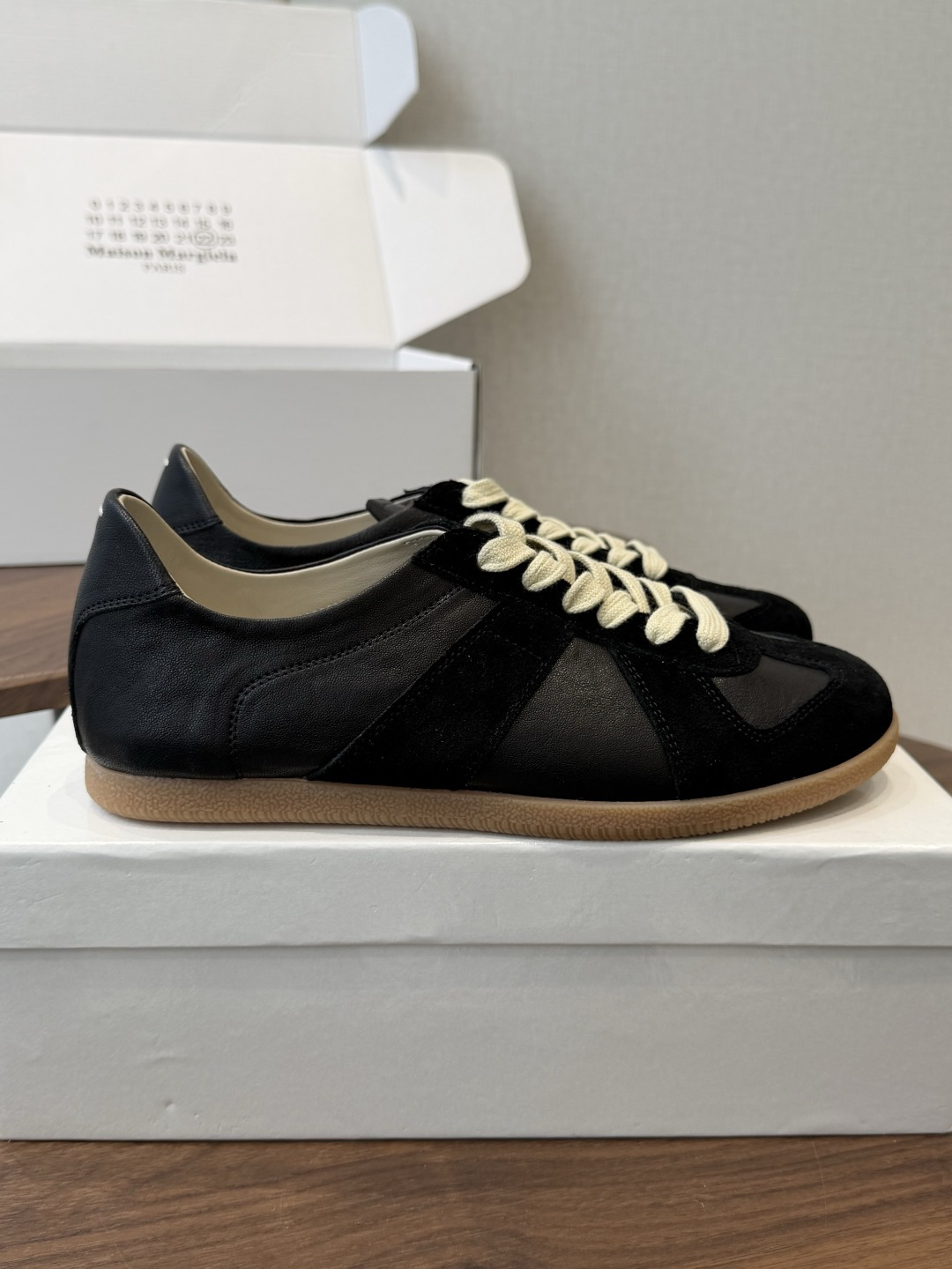 MaisonMargiela MM6 马吉拉 26情侣款  德训鞋 休闲 运动鞋原版购入开发 做货 鬼才