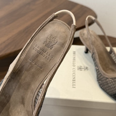 Brunello Cucinelli 26ss女士镶珠装饰休闲穆勒拖鞋凉鞋 BC新款新品女士条纹麂皮穆勒 Brunello Cucinelli 26ss女士镶珠装饰休闲穆勒拖鞋凉鞋 BC新款新品女士条纹麂皮穆勒
