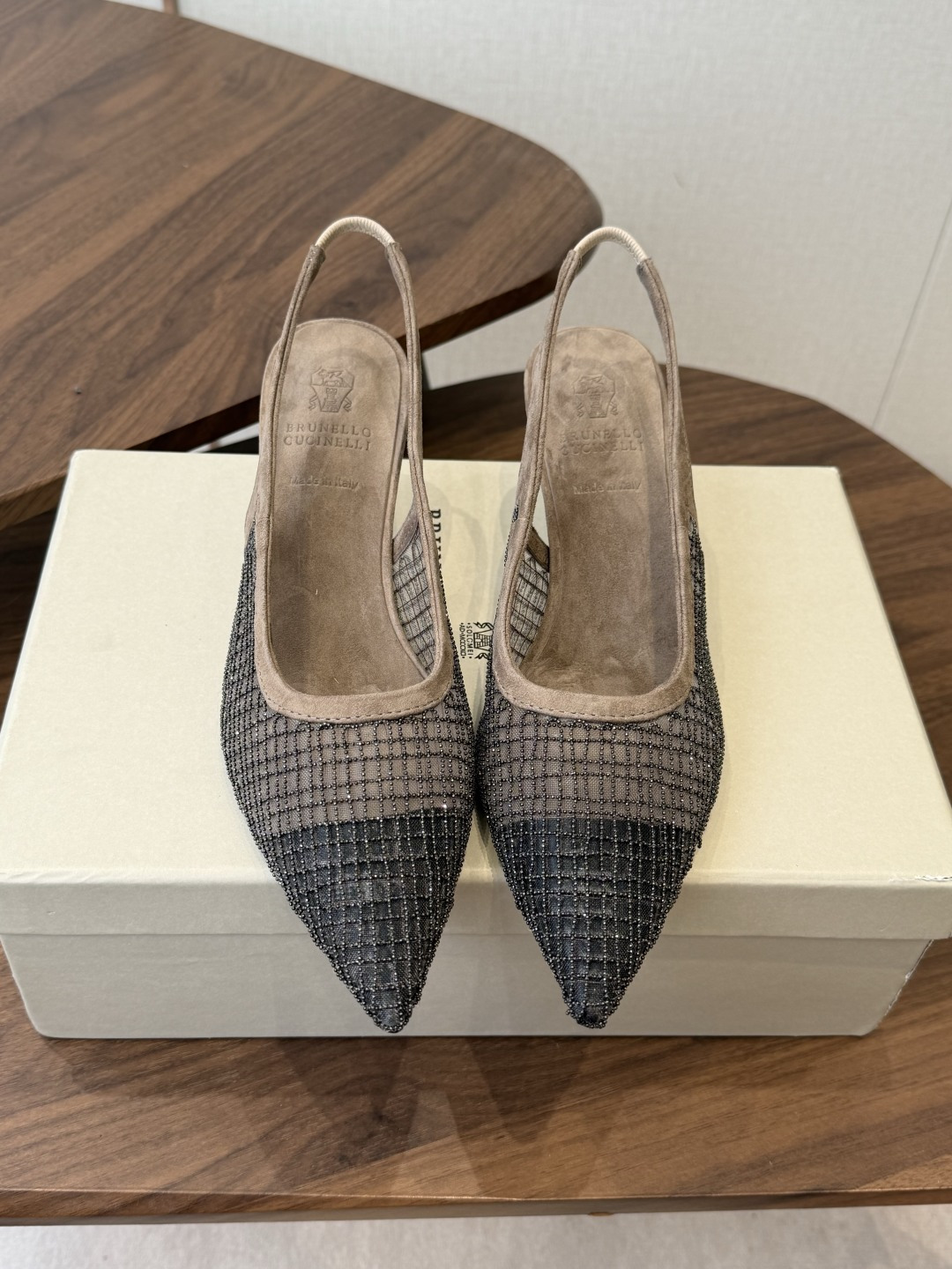 Brunello Cucinelli 26ss女士镶珠装饰休闲穆勒拖鞋凉鞋 BC新款新品女士条纹麂皮穆勒