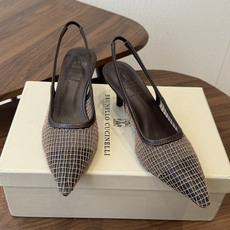 Brunello Cucinelli 26ss女士镶珠装饰休闲穆勒拖鞋凉鞋 BC新款新品女士条纹麂皮穆勒 Brunello Cucinelli 26ss女士镶珠装饰休闲穆勒拖鞋凉鞋 BC新款新品女士条纹麂皮穆勒