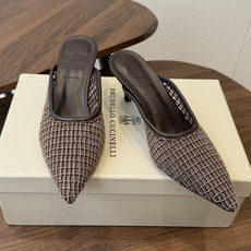 Brunello Cucinelli 26ss女士镶珠装饰休闲穆勒拖鞋凉鞋 BC新款新品女士条纹麂皮穆勒 Brunello Cucinelli 26ss女士镶珠装饰休闲穆勒拖鞋凉鞋 BC新款新品女士条纹麂皮穆勒