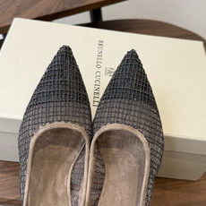 Brunello Cucinelli 26ss女士镶珠装饰休闲穆勒拖鞋凉鞋 BC新款新品女士条纹麂皮穆勒 Brunello Cucinelli 26ss女士镶珠装饰休闲穆勒拖鞋凉鞋 BC新款新品女士条纹麂皮穆勒