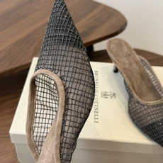 Brunello Cucinelli 26ss女士镶珠装饰休闲穆勒拖鞋凉鞋 BC新款新品女士条纹麂皮穆勒 Brunello Cucinelli 26ss女士镶珠装饰休闲穆勒拖鞋凉鞋 BC新款新品女士条纹麂皮穆勒