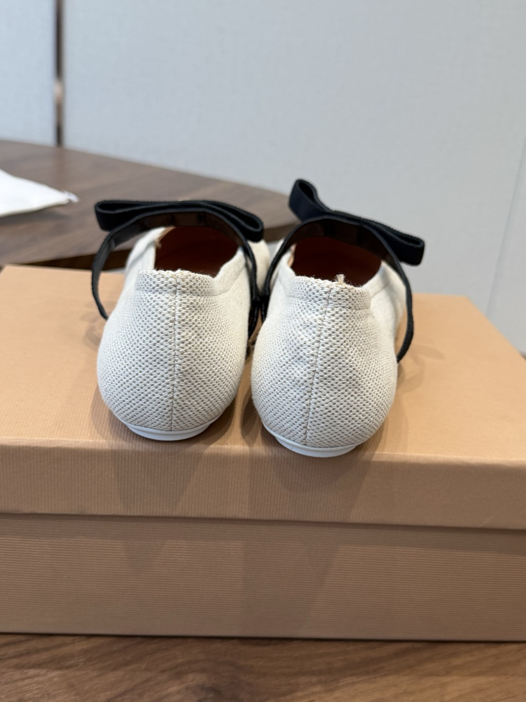 Gianvito Rossi｜吉安维托·罗西26ss春夏新品 GR复古浅口平底芭蕾玛丽珍火爆上新！这鞋绝