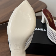 Chanel26ss夏季新款网面尖头高跟穆勒凉拖网面低跟穆勒拖,以品牌标志性的双C标识搭配通透网面设计, Chanel26ss夏季新款网面尖头高跟穆勒凉拖网面低跟穆勒拖,以品牌标志性的双C标识搭配通透网面设计,