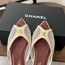 Chanel26ss夏季新款网面尖头高跟穆勒凉拖网面低跟穆勒拖,以品牌标志性的双C标识搭配通透网面设计, Chanel26ss夏季新款网面尖头高跟穆勒凉拖网面低跟穆勒拖,以品牌标志性的双C标识搭配通透网面设计,