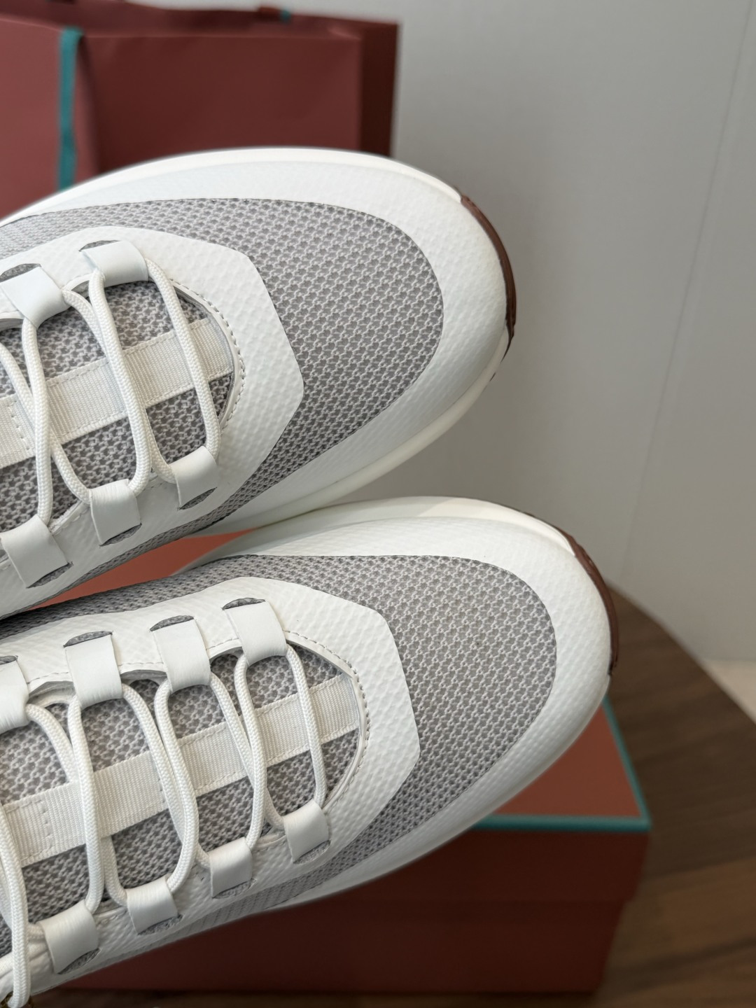 LP 家新品   Loro Piana 诺悠 翩雅   Cairn Walk 运动鞋老爹鞋  官方售价 