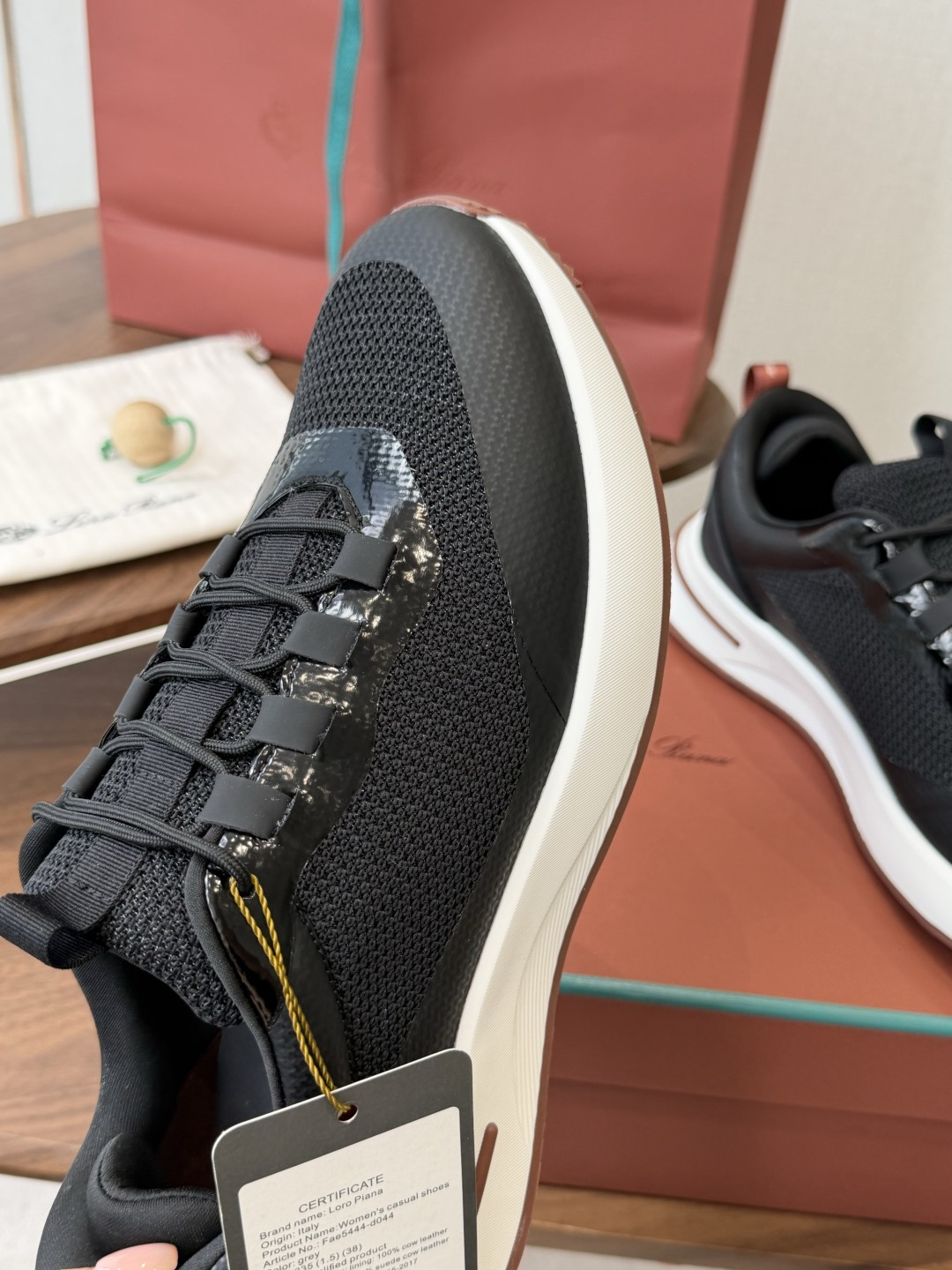 LP 家新品   Loro Piana 诺悠 翩雅   Cairn Walk 运动鞋老爹鞋  官方售价 