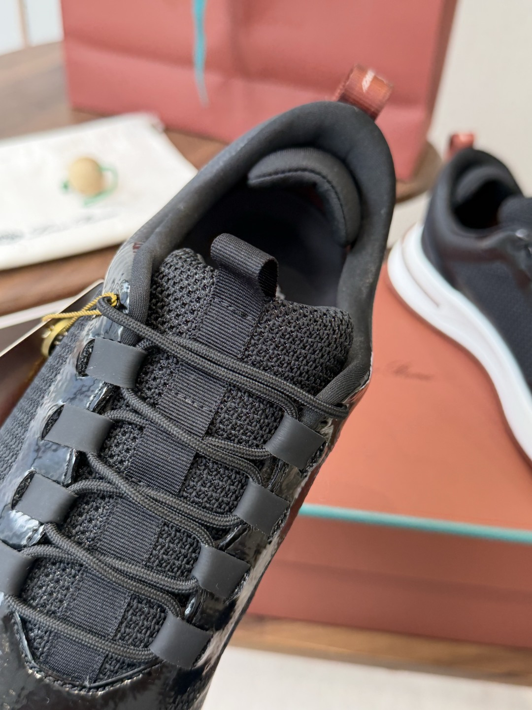 LP 家新品   Loro Piana 诺悠 翩雅   Cairn Walk 运动鞋老爹鞋  官方售价 