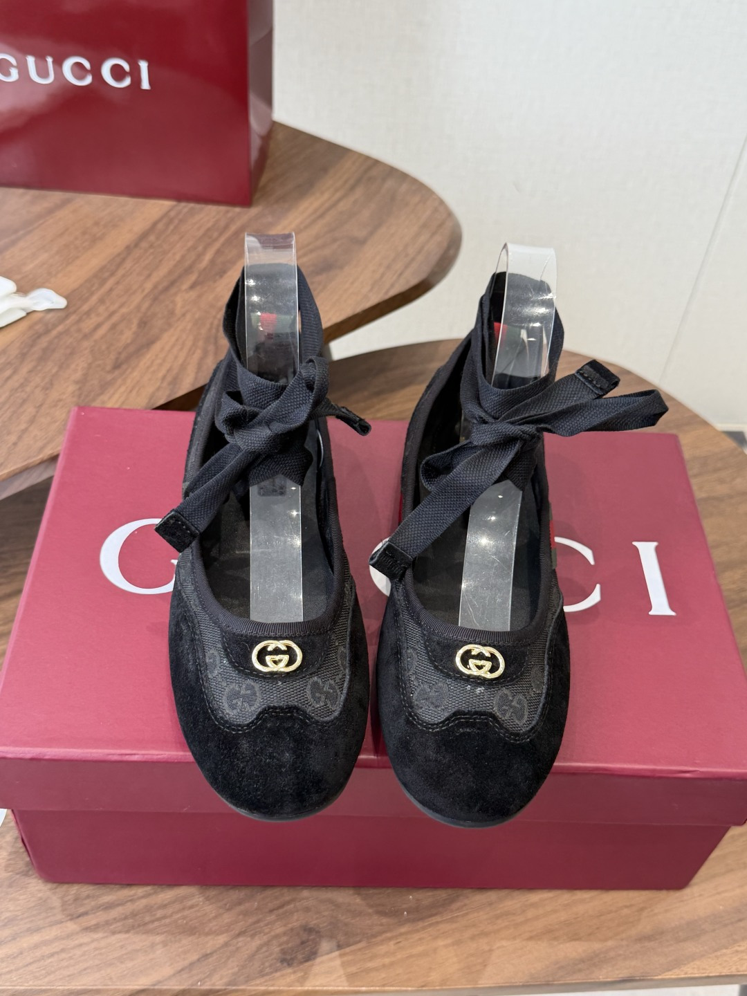 莞产Gucci绑带芭蕾休闲两穿舞蹈小单鞋 驾车便鞋，舞蹈鞋，性感环绕脚环丝带，两穿，可拆卸。超级柔软舒适