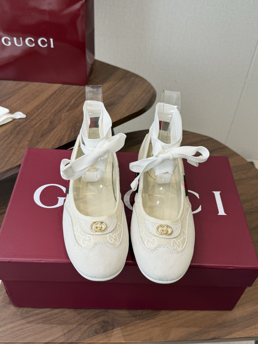 莞产Gucci绑带芭蕾休闲两穿舞蹈小单鞋 驾车便鞋，舞蹈鞋，性感环绕脚环丝带，两穿，可拆卸。超级柔软舒适
