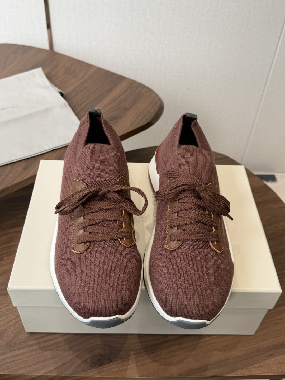Brunello Cucinelli26ss 飞织休闲运动鞋BC新款新品条纹麂皮单鞋：羊皮垫．运动鞋鞋面