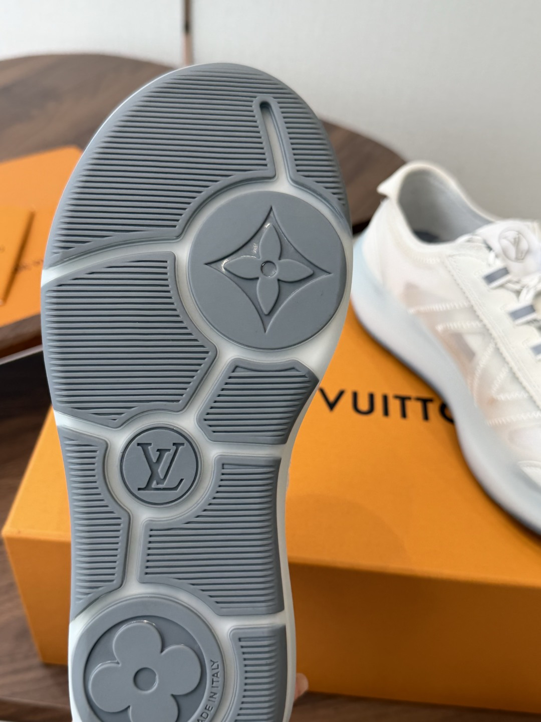 LV 路易威登L家 驴牌最新SPrint 系列 厚底 网面 透气 休闲 运动鞋 跑鞋SPRINT运动鞋, LV 路易威登L家 驴牌最新SPrint 系列 厚底 网面 透气 休闲 运动鞋 跑鞋SPRINT运动鞋,