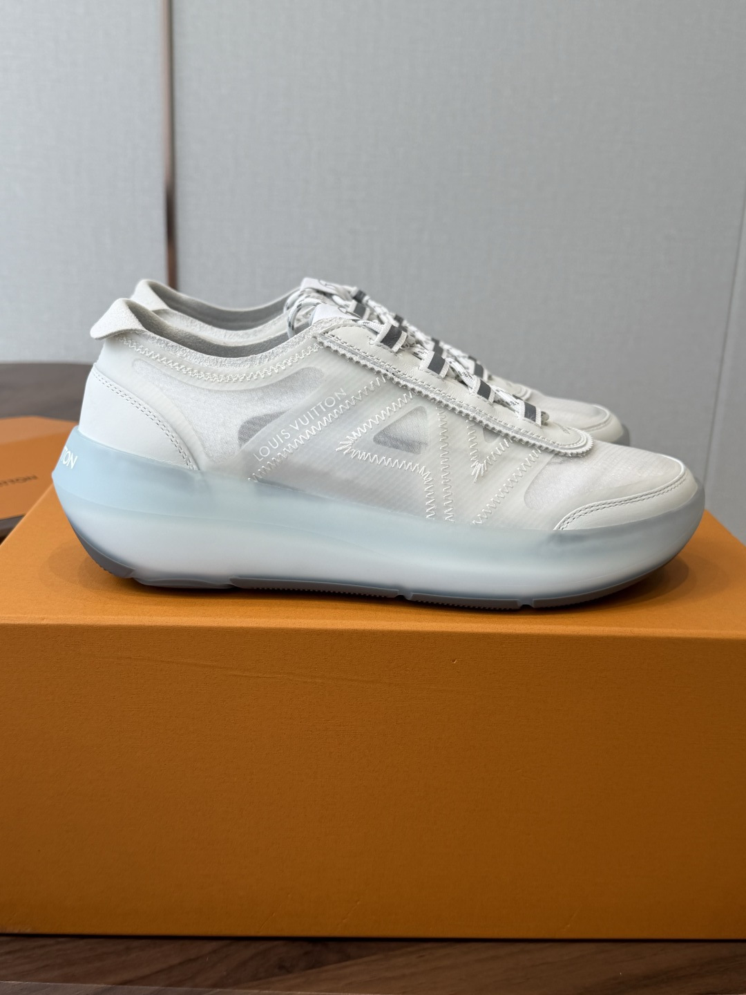 LV 路易威登L家 驴牌最新SPrint 系列 厚底 网面 透气 休闲 运动鞋 跑鞋SPRINT运动鞋, LV 路易威登L家 驴牌最新SPrint 系列 厚底 网面 透气 休闲 运动鞋 跑鞋SPRINT运动鞋,