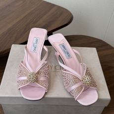 Jimmy Choo 26ss 春夏 系列JC新款 高跟拖鞋 凉鞋模糊鞋履与珠宝配饰之间的界线 鲜明 J Jimmy Choo 26ss 春夏 系列JC新款 高跟拖鞋 凉鞋模糊鞋履与珠宝配饰之间的界线 鲜明 J
