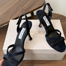 Jimmy Choo 26ss 春夏 系列JC新款 高跟拖鞋 凉鞋模糊鞋履与珠宝配饰之间的界线 鲜明 J Jimmy Choo 26ss 春夏 系列JC新款 高跟拖鞋 凉鞋模糊鞋履与珠宝配饰之间的界线 鲜明 J