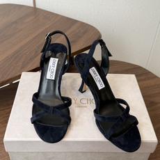 Jimmy Choo 26ss 春夏 系列JC新款 高跟拖鞋 凉鞋模糊鞋履与珠宝配饰之间的界线 鲜明 J Jimmy Choo 26ss 春夏 系列JC新款 高跟拖鞋 凉鞋模糊鞋履与珠宝配饰之间的界线 鲜明 J